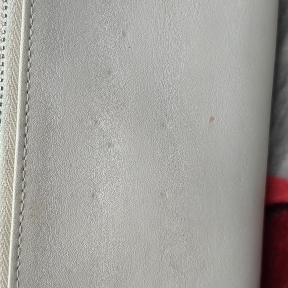 Coach Vintage Trifold Wallet - Picture 5 of 15